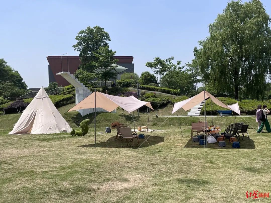 有草坪的地方就有帐篷！成都露营有多火爆？